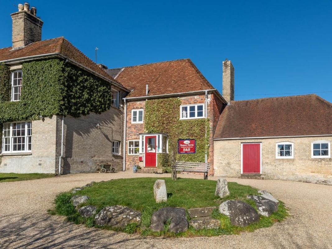 Manor Farm B&B Marlborough Esterno foto