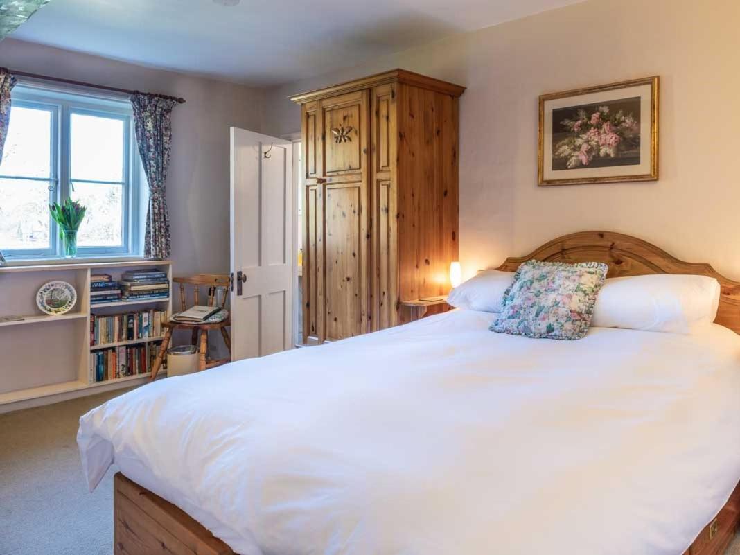 Manor Farm B&B Marlborough Esterno foto